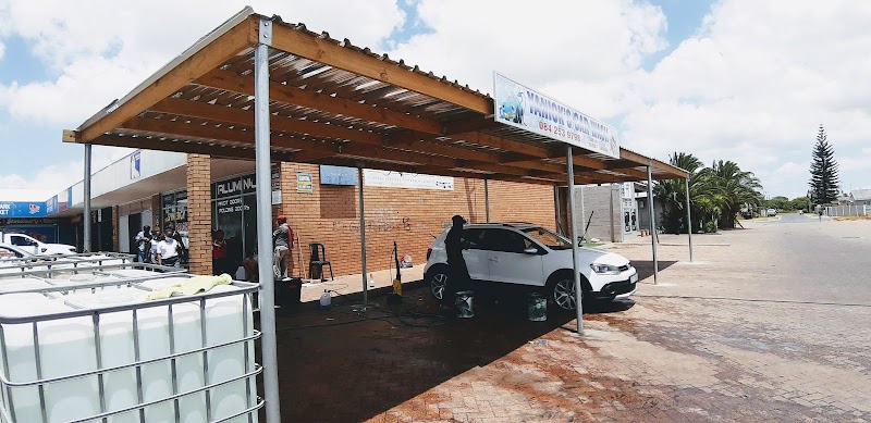 Yanick's Car Wash - Photo 2